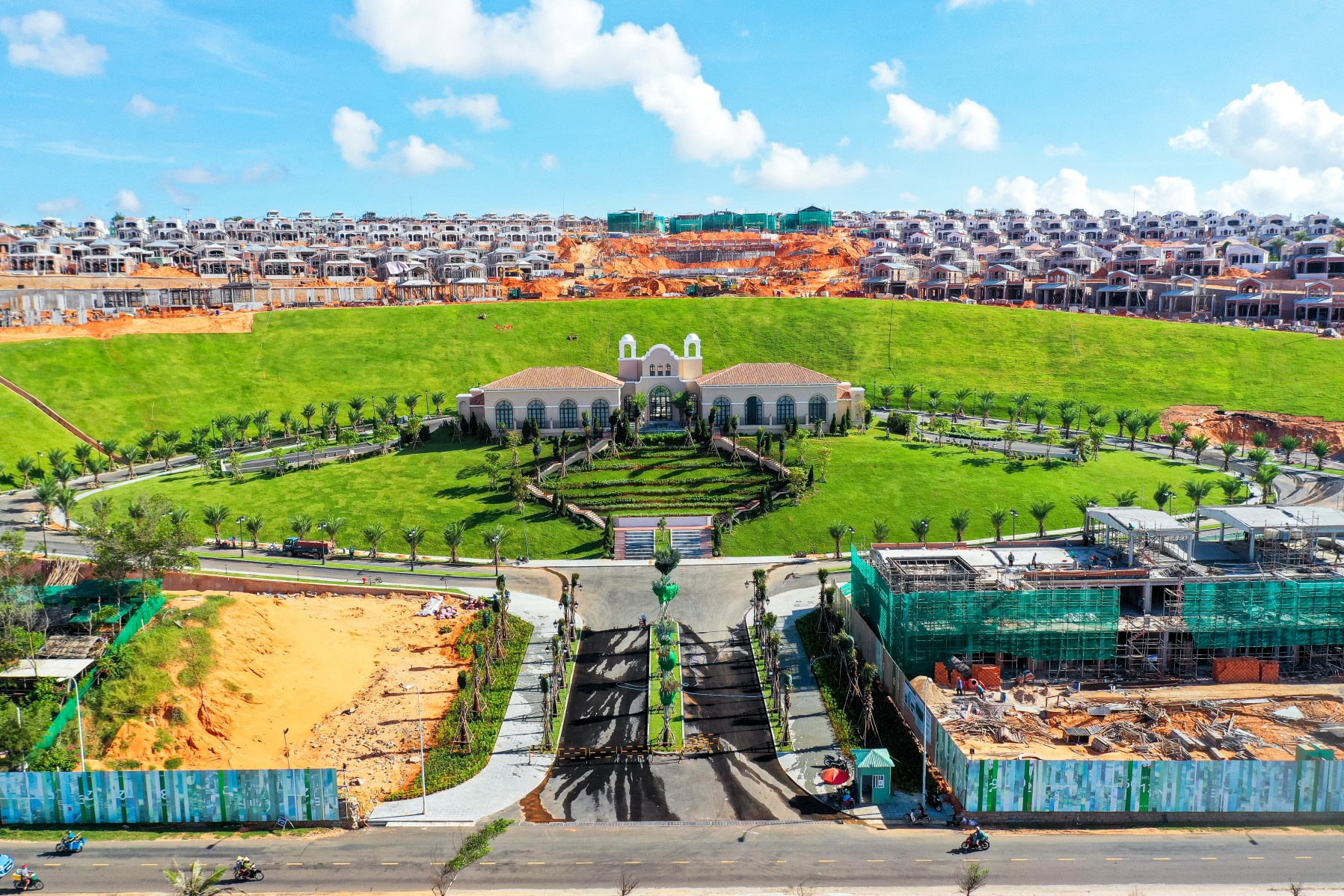 Novaland muon tham gia vao thi truong bat dong san cong nghiep hinh anh