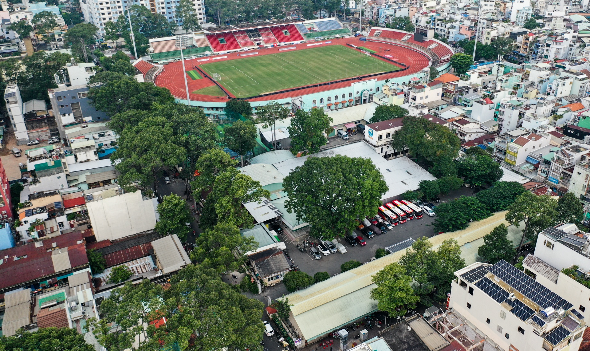 Doanh nghiep mac ket voi 'dat vang' BT hinh anh