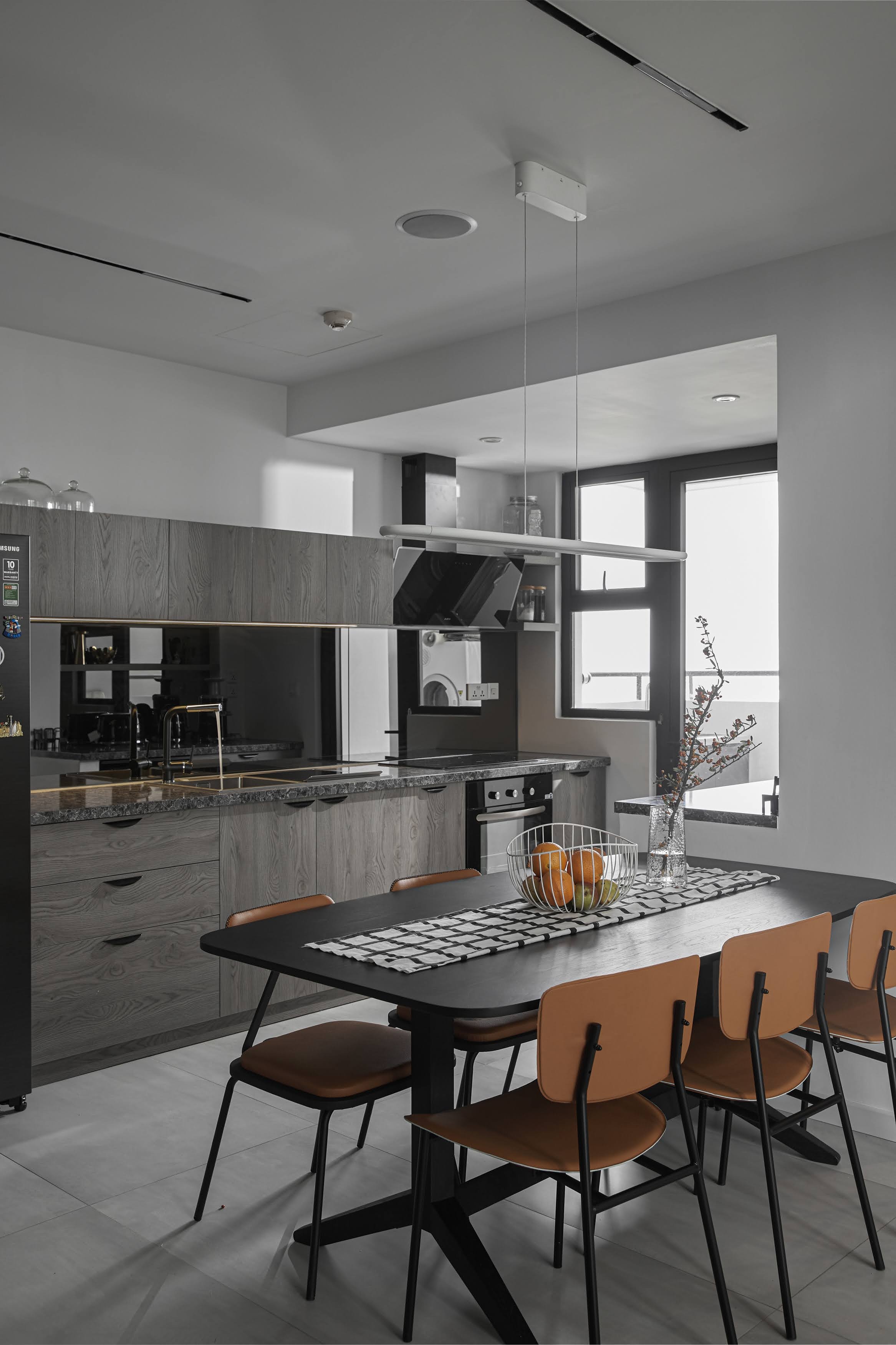 thiet ke can ho duplex sang trong anh 7