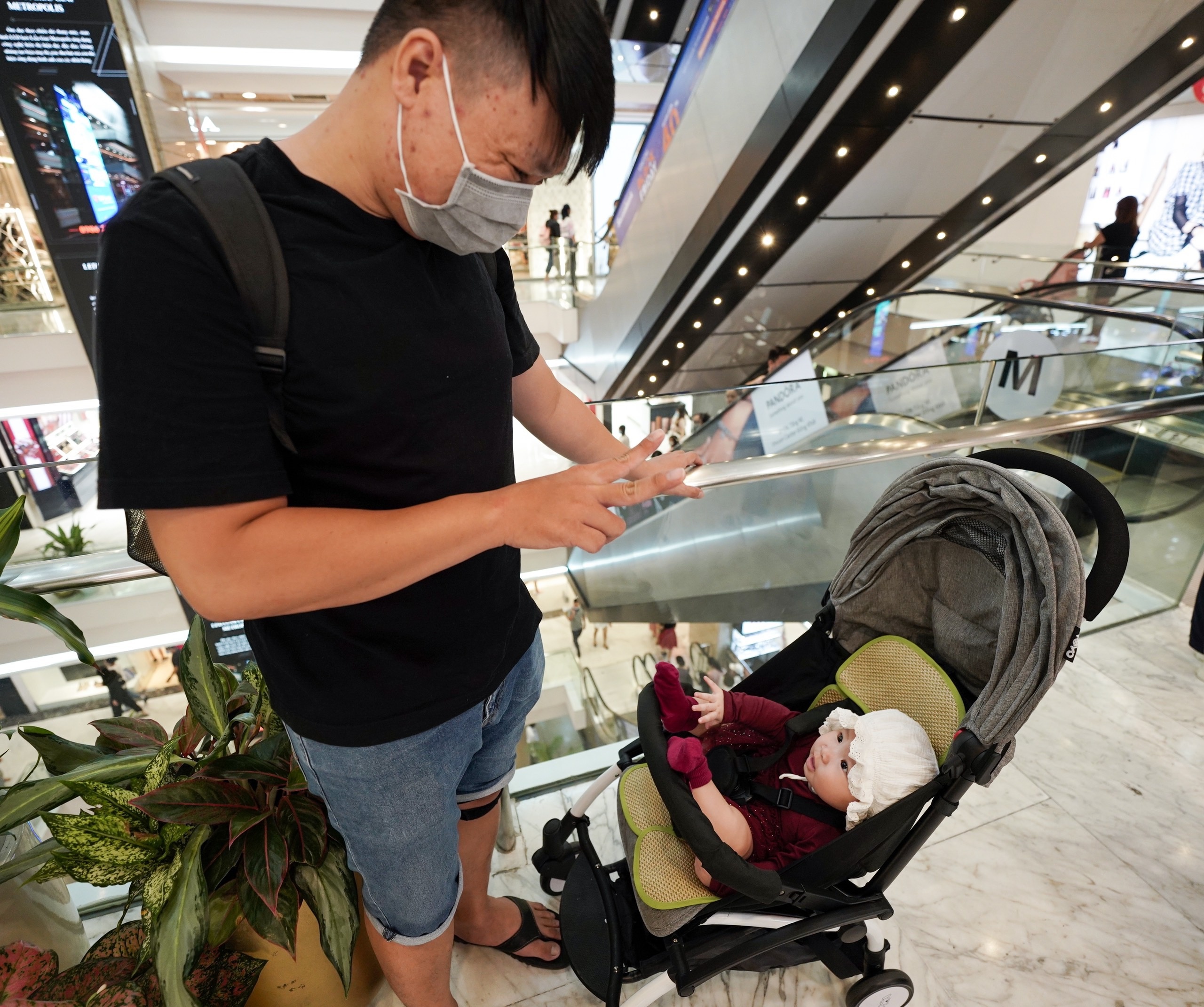 Bo trong con de me san sale black friday anh 1