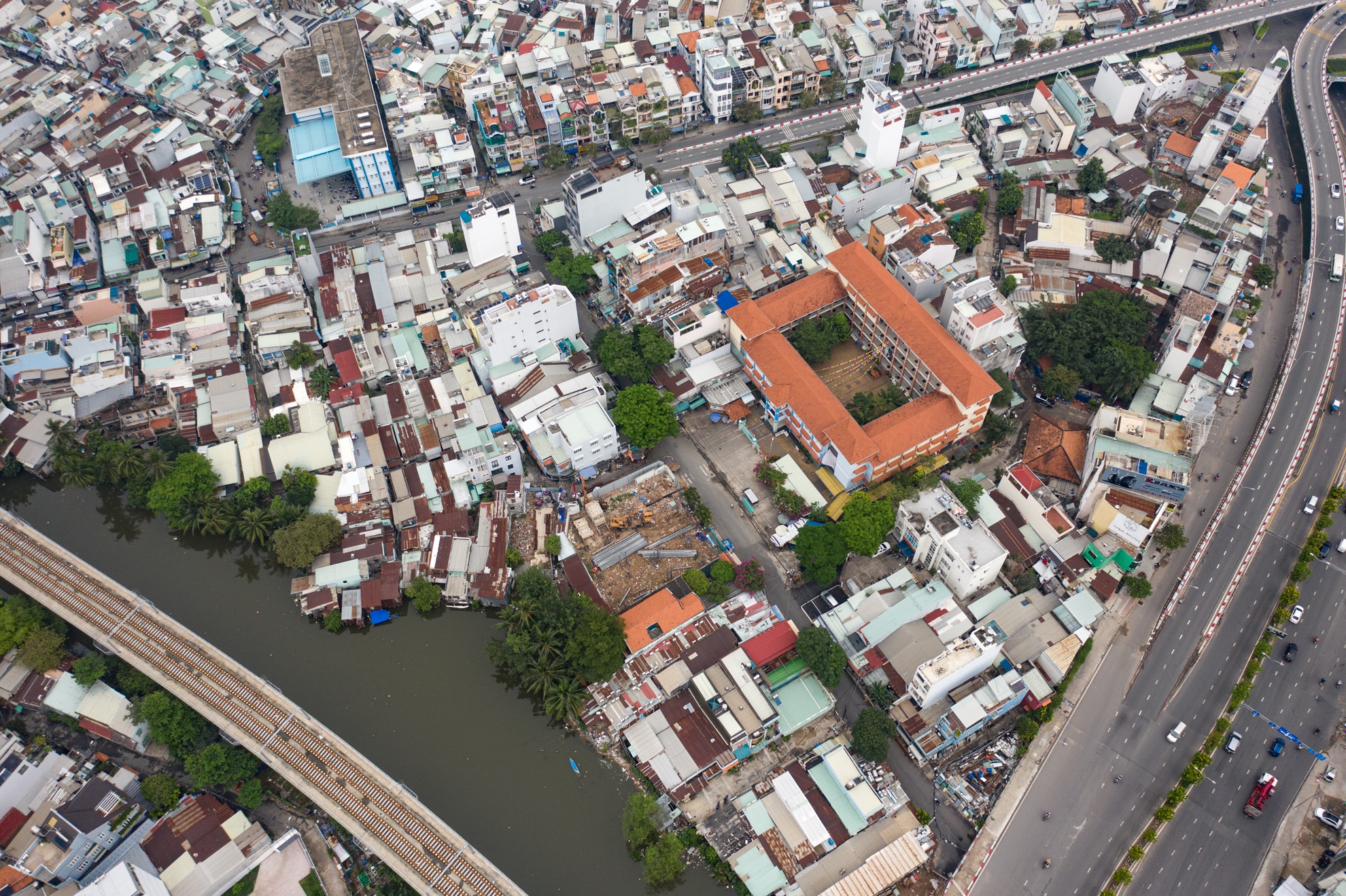 du an bi huy TP.HCM do cham trien khai anh 9