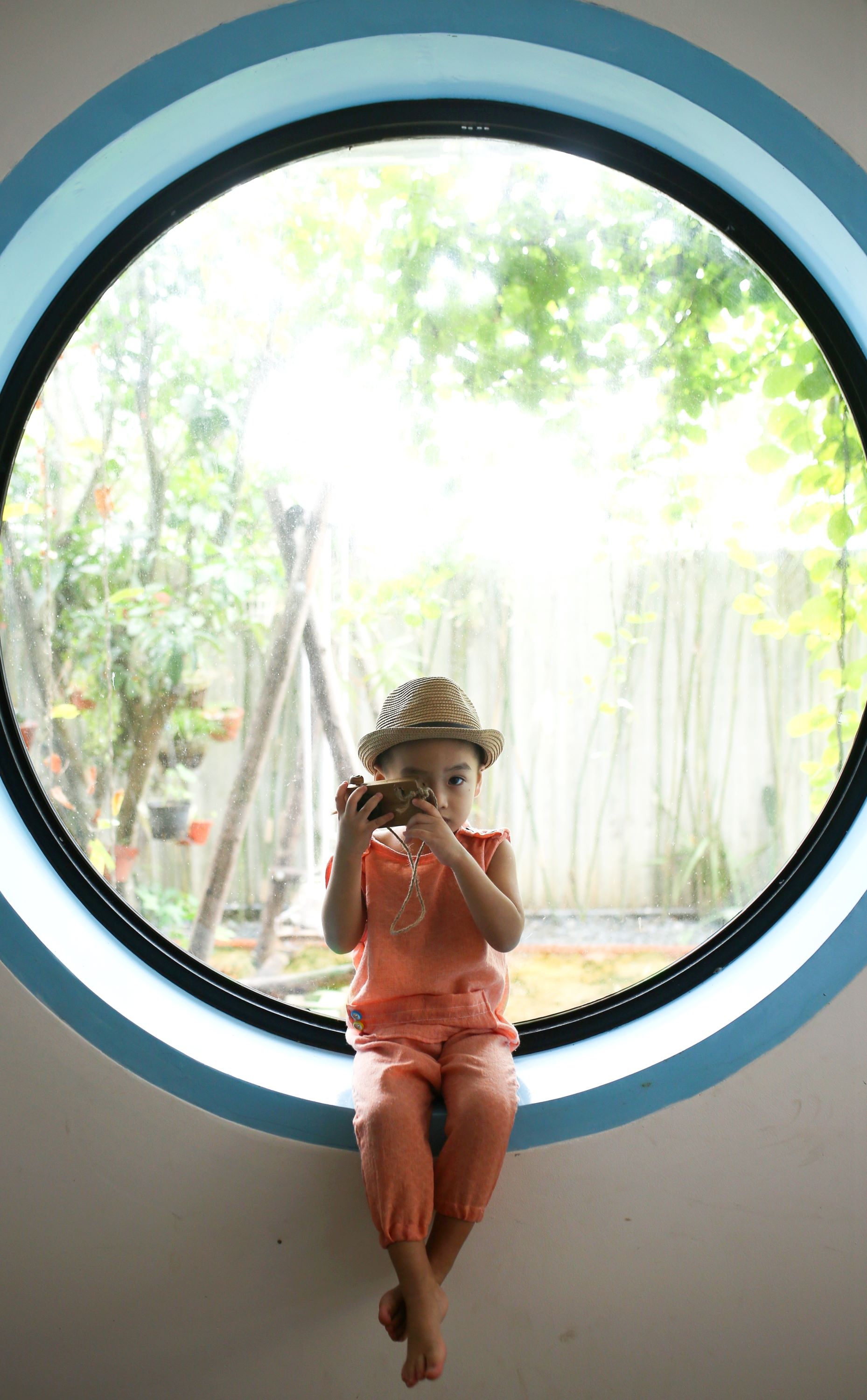 Ngoi nha moc mac nhieu cay xanh anh 8