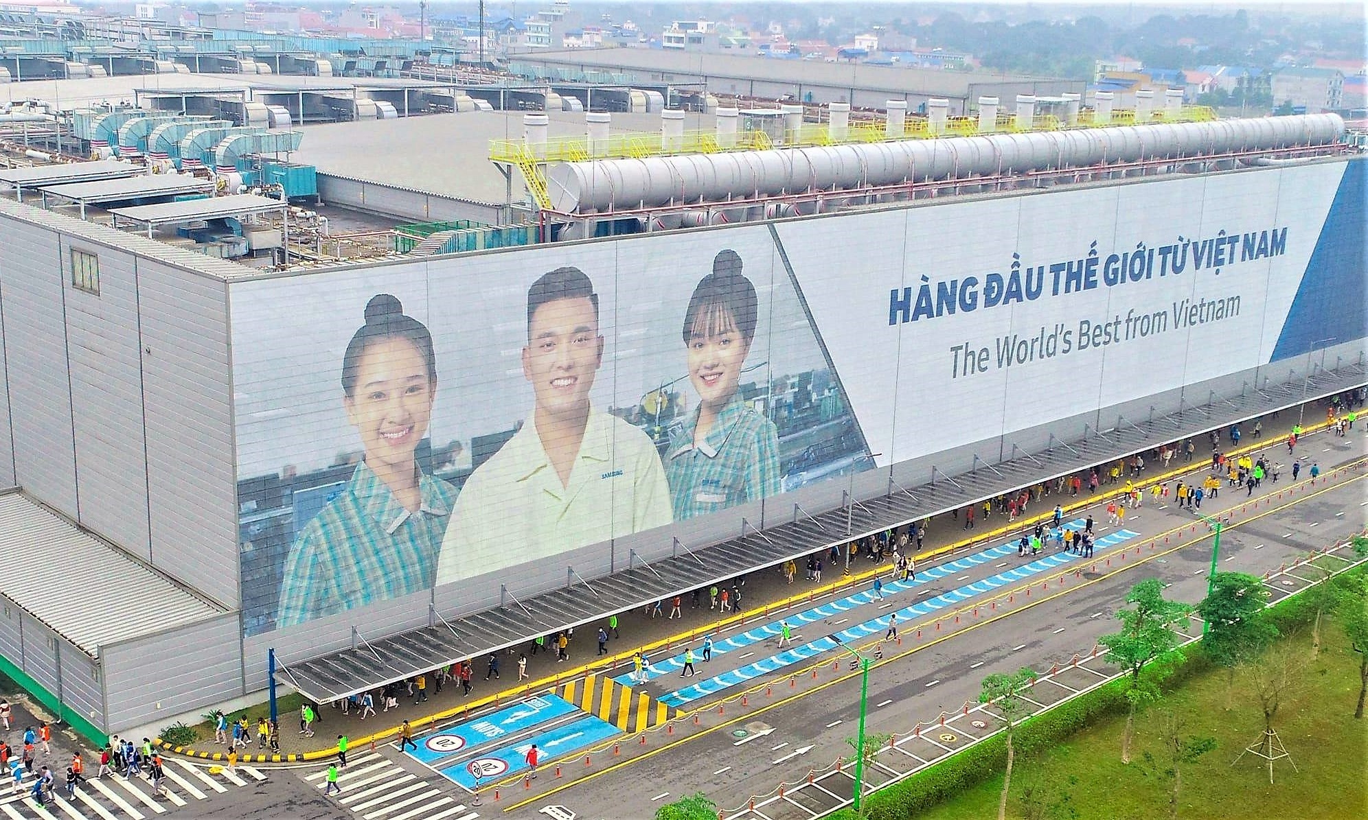 Apple san xuat iPad,  Macbook o Viet Nam anh 1