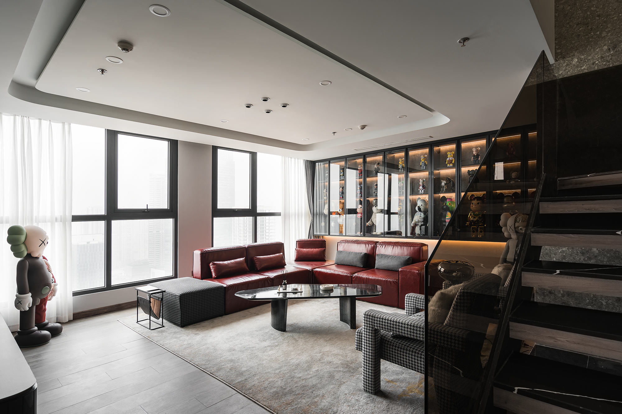 Can ho cua co gai ca tinh anh 1