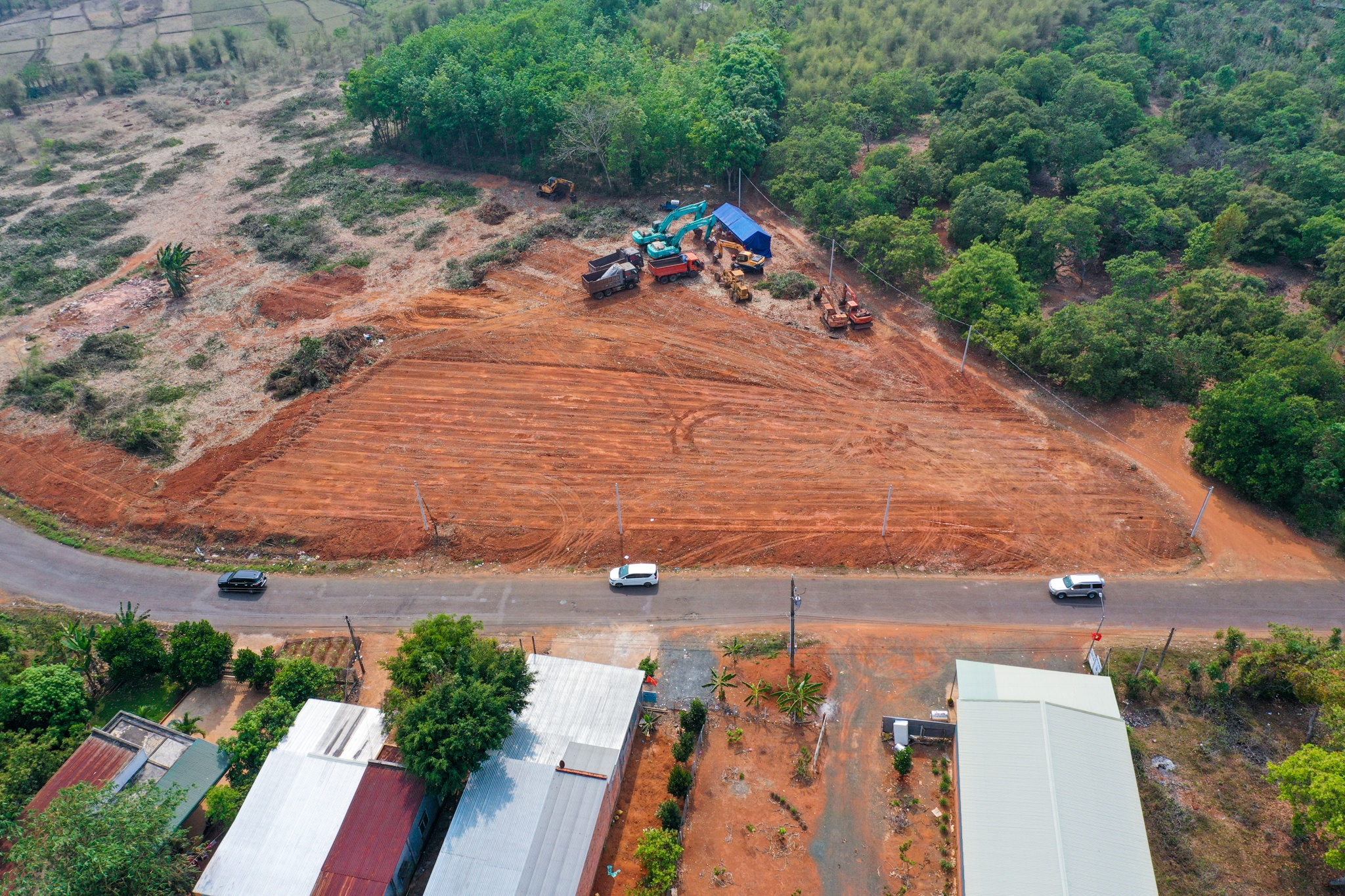 mua ban dat quanh san bay Tec Nich Binh Phuoc anh 1