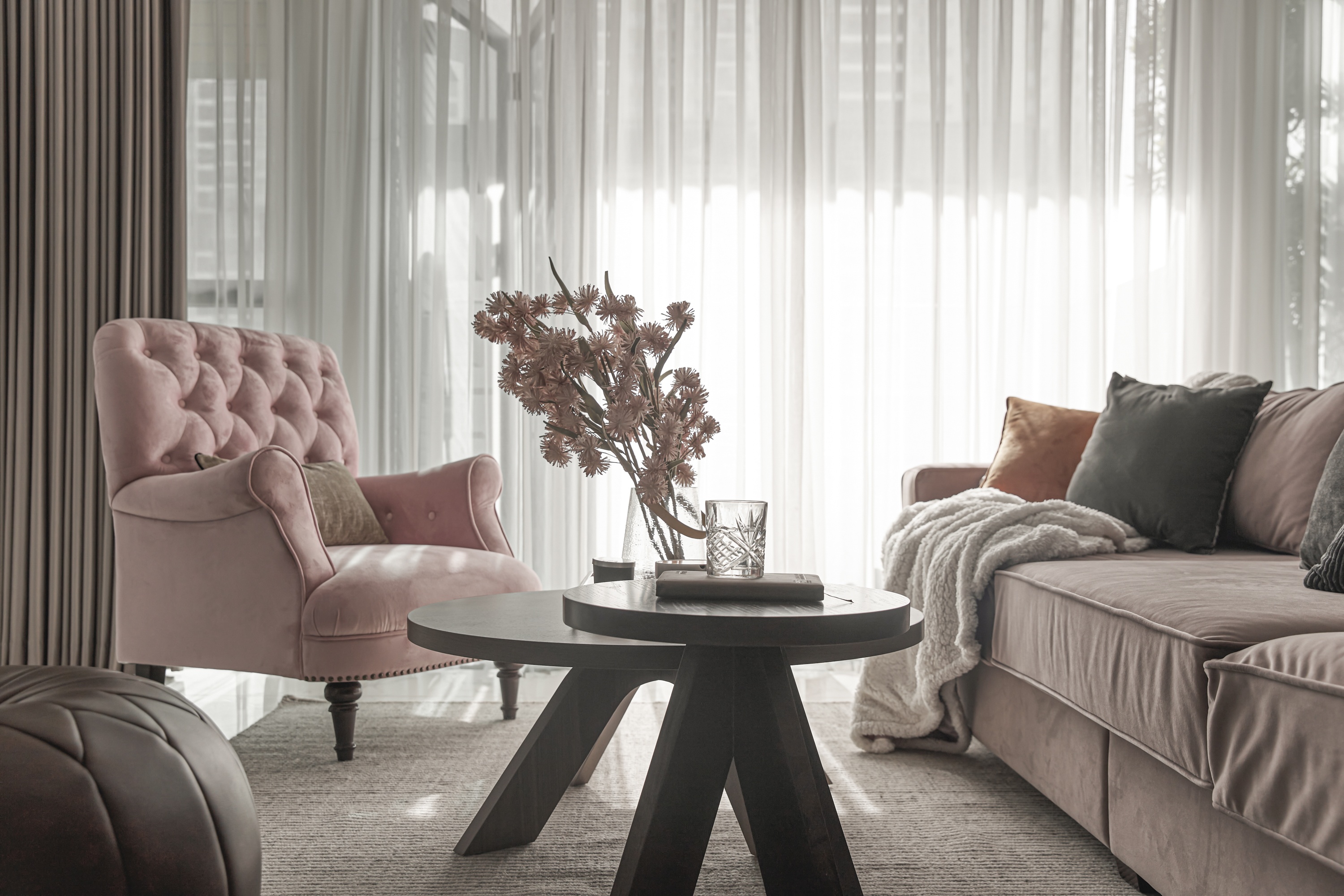 Can ho sac hong lang man 170 m2 anh 2