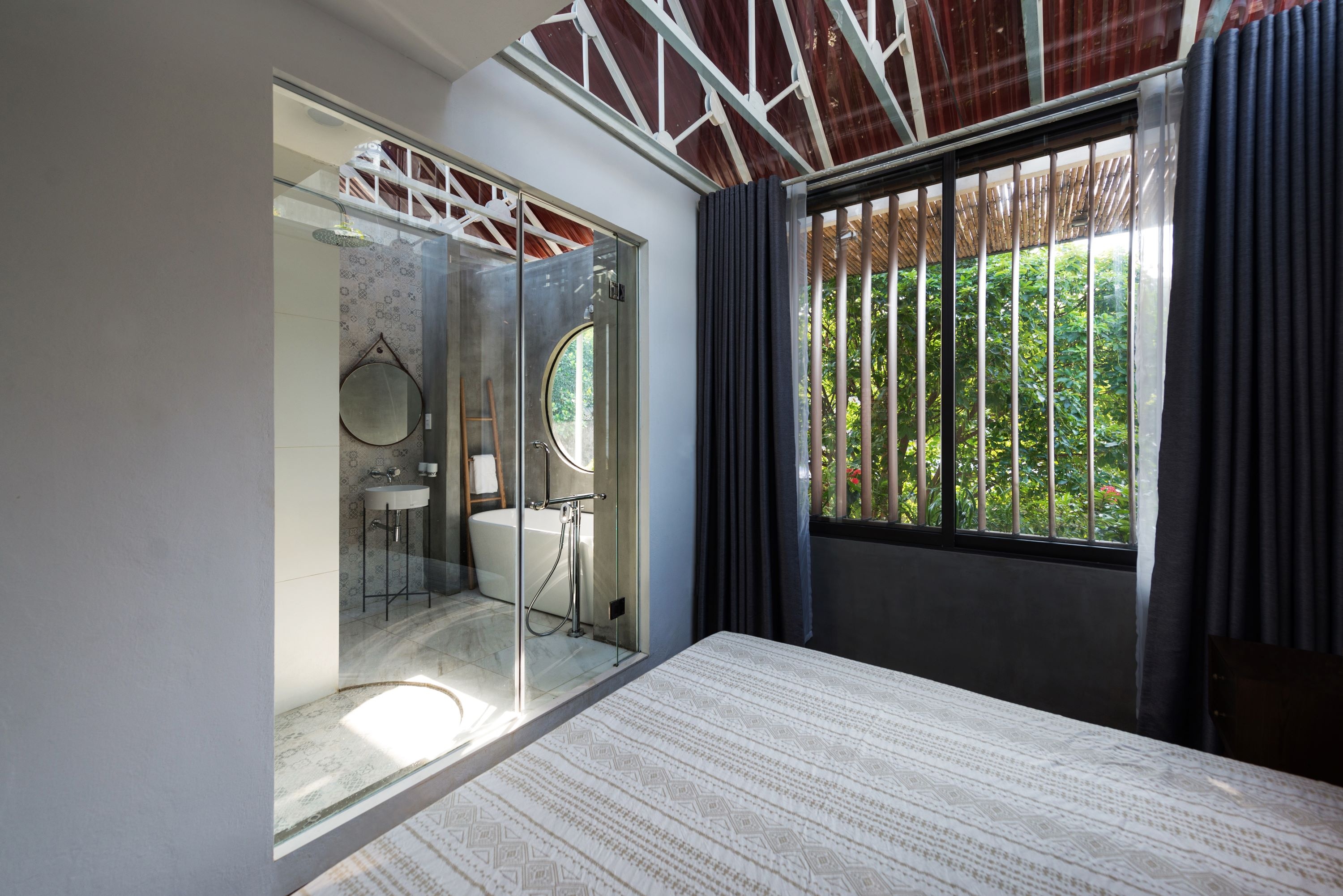 ngoi nha duong dai giao hoa voi thien nhien anh 8