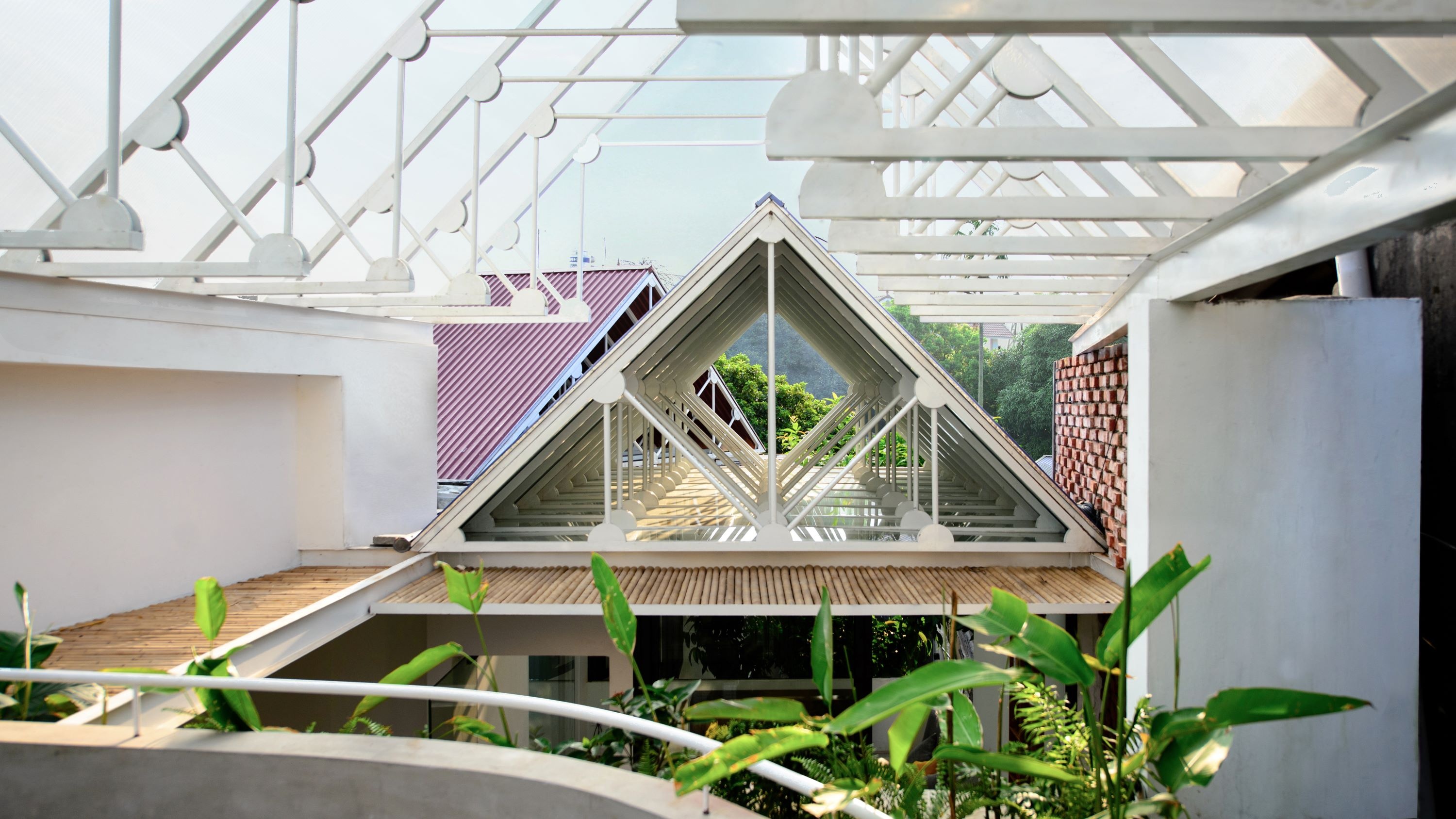 ngoi nha duong dai giao hoa voi thien nhien anh 12