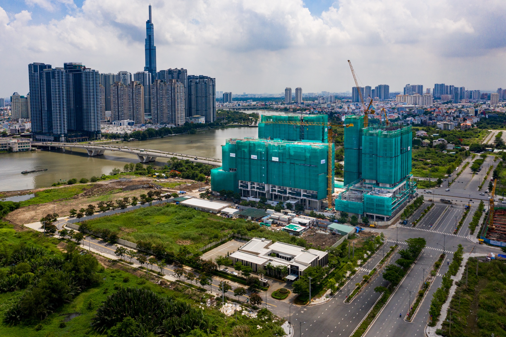 Du an bat dong san TP.HCM cham tien do ban giao anh 1