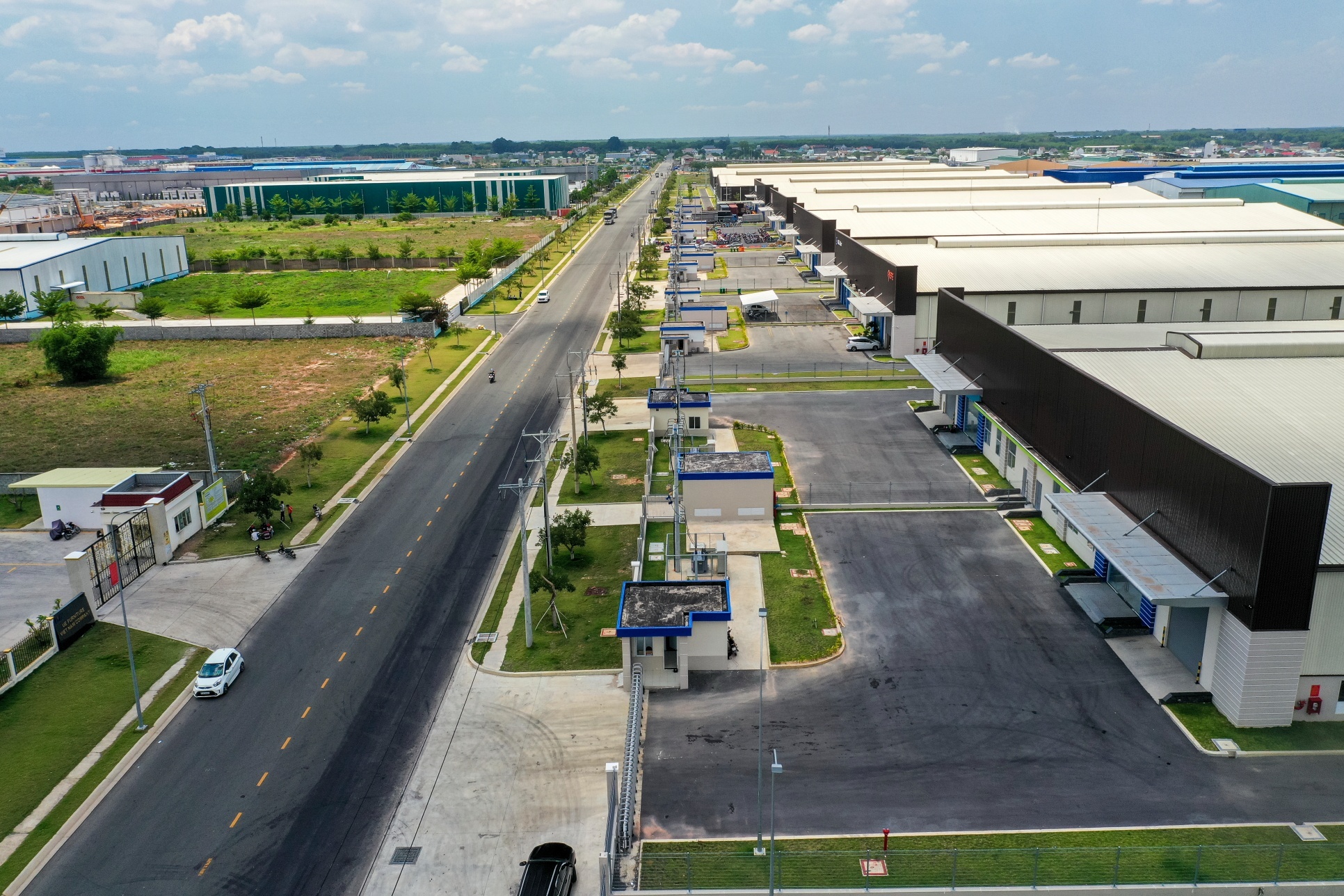 Viet Nam thieu kho lanh thuc pham, duoc pham hinh anh