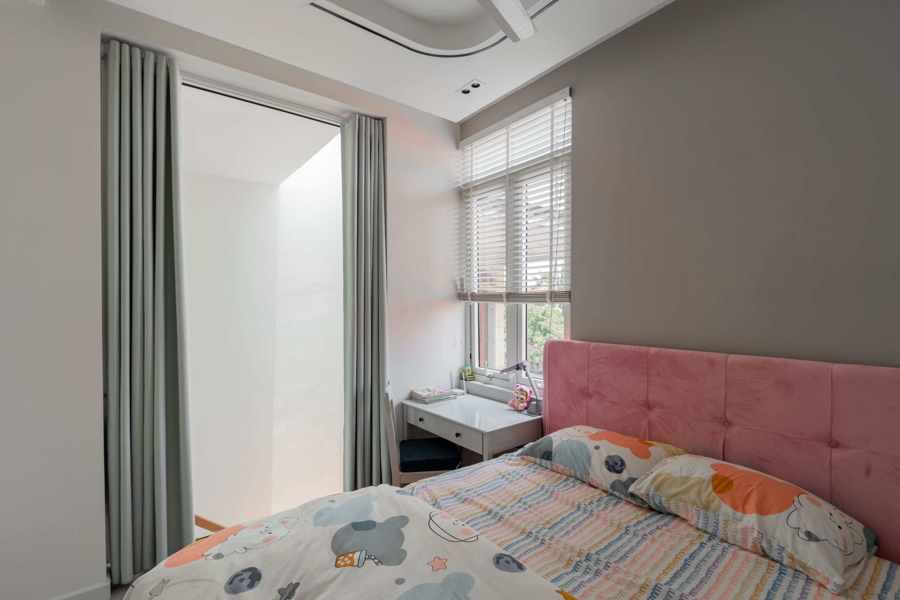 thiet ke villa san vuon anh 13