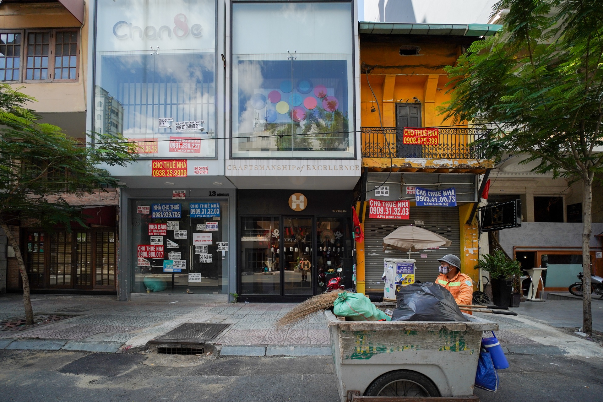 nha pho trung tam TP.HCM kiet suc vi Covid-19 anh 10