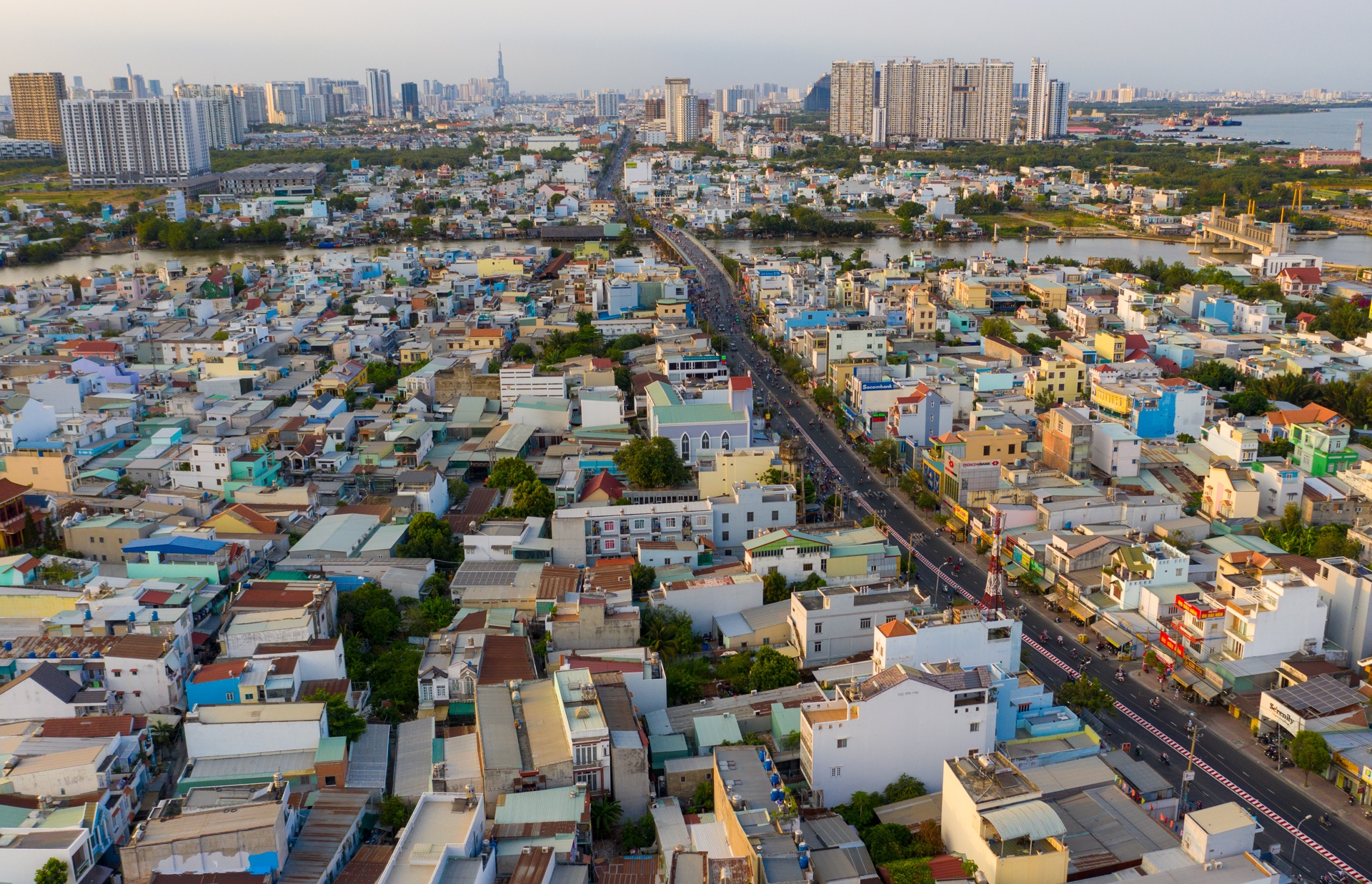 Gia dat nha pho tai TP.HCM hon 131 trieu dong/m2 hinh anh