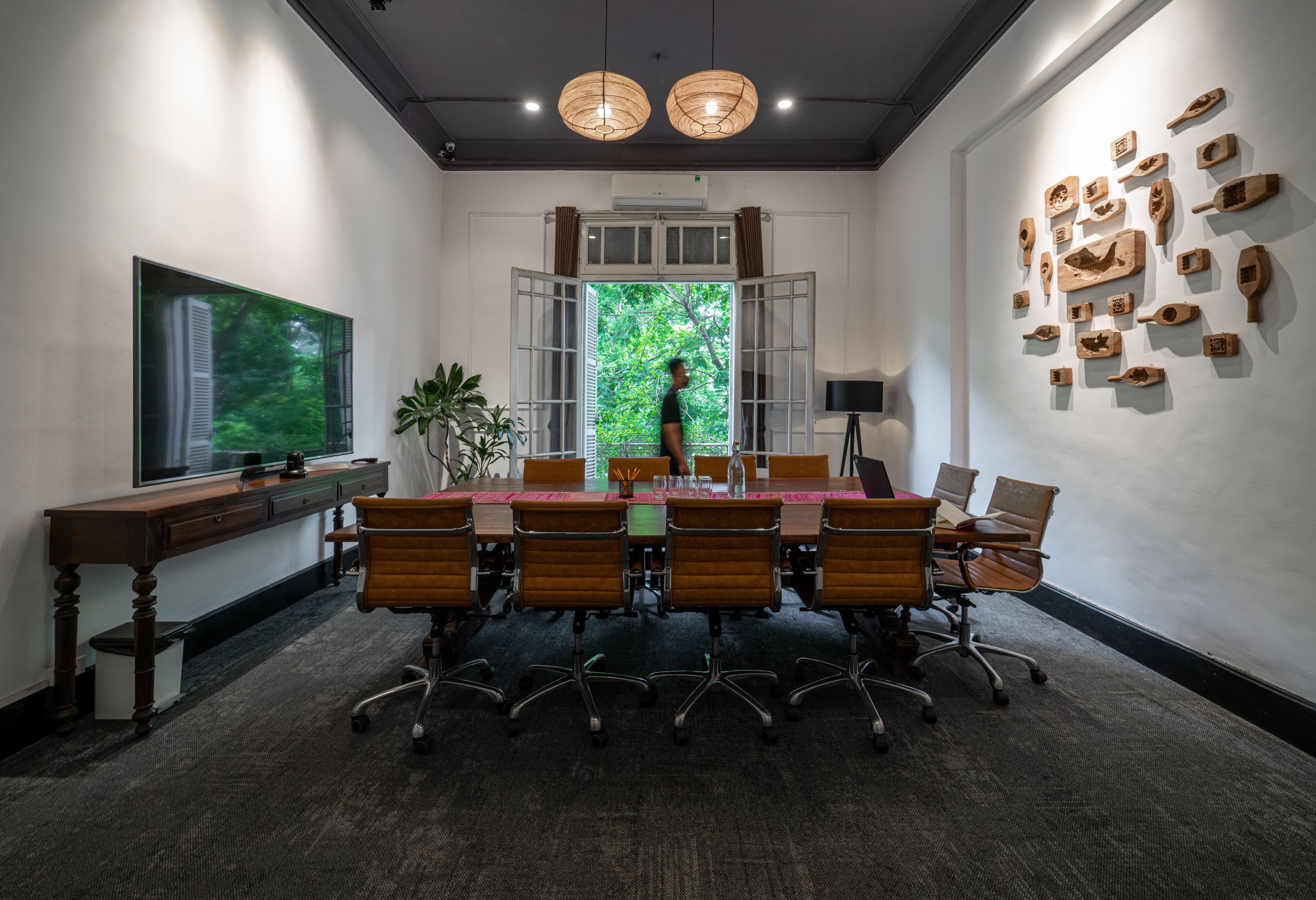 Thi truong van phong thay doi anh 3