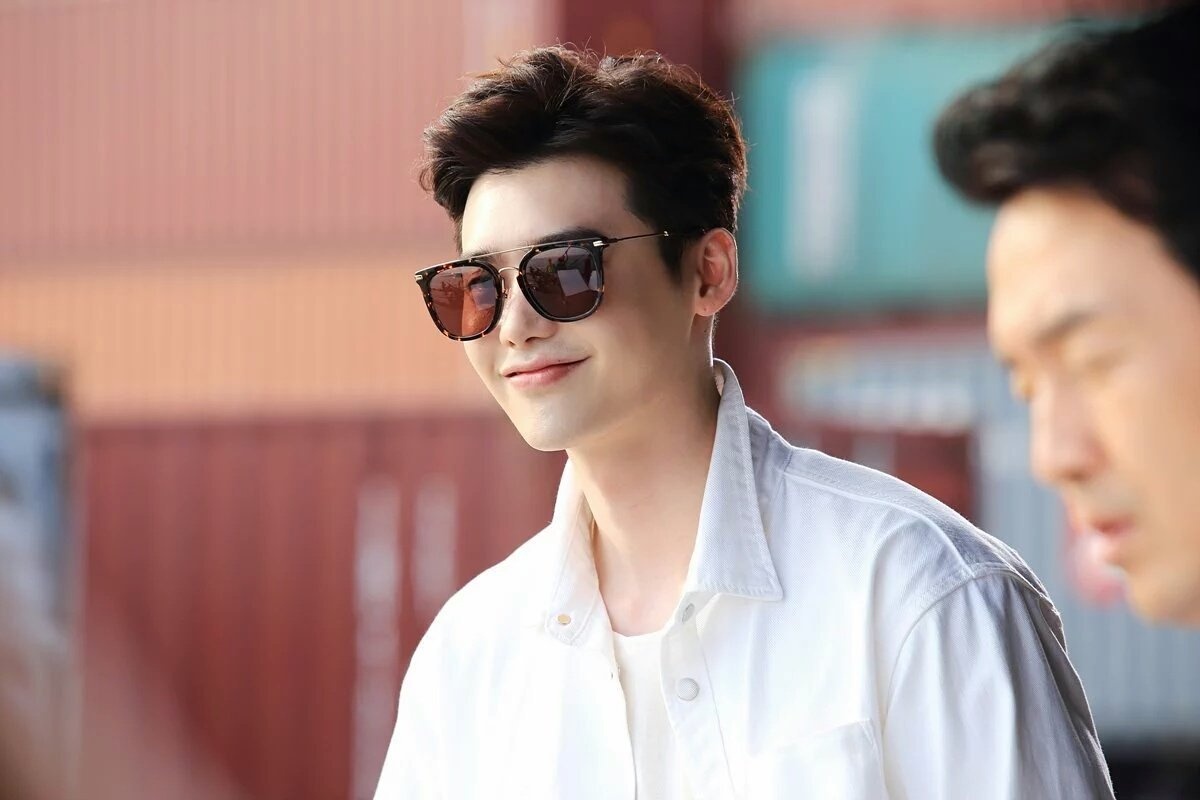 Lee Jong Suk đóng Hymn of Death ảnh 3 Lee Jong Suk dong Hymn of Death anh 3