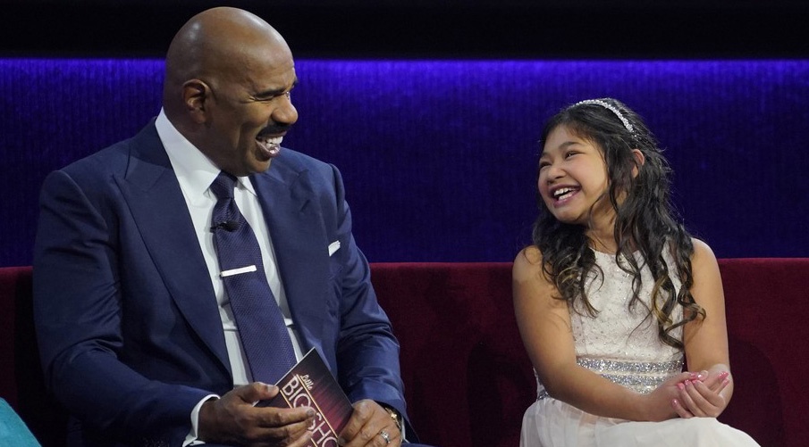 'Whitney Houston phien ban nhi' khien MC Little Big Shots kinh ngac hinh anh