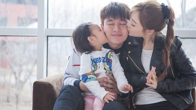 Ly Tieu Lo chuc sinh nhat Gia Nai Luong sau scandal ngoai tinh hinh anh