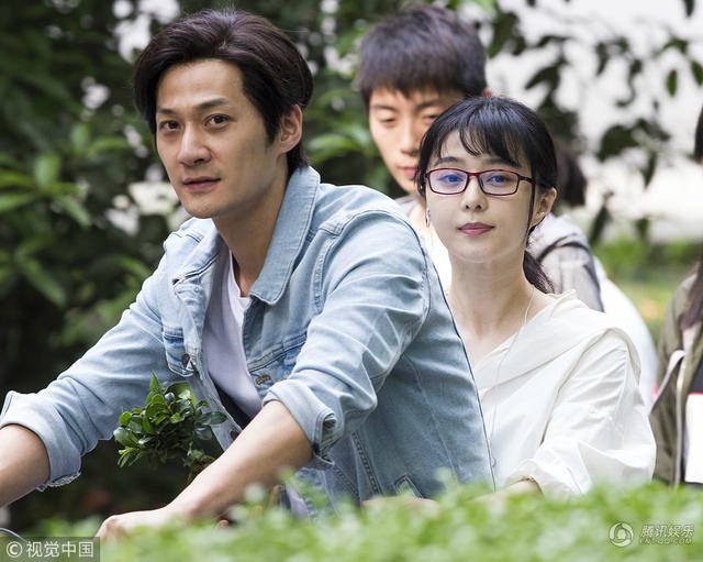 Pham Bang Bang duoc nguoi khen tre, ke che 'gia nai' trong phim moi hinh anh