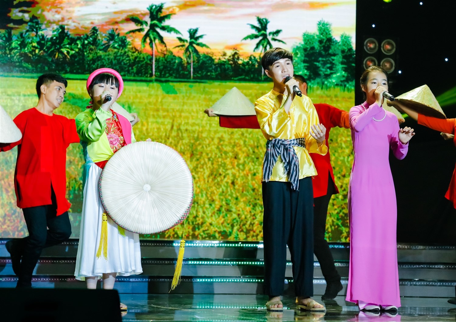 Tuyệt đỉnh song ca nhí 2 ảnh 2 Tuyet dinh song ca nhi 2 anh 2