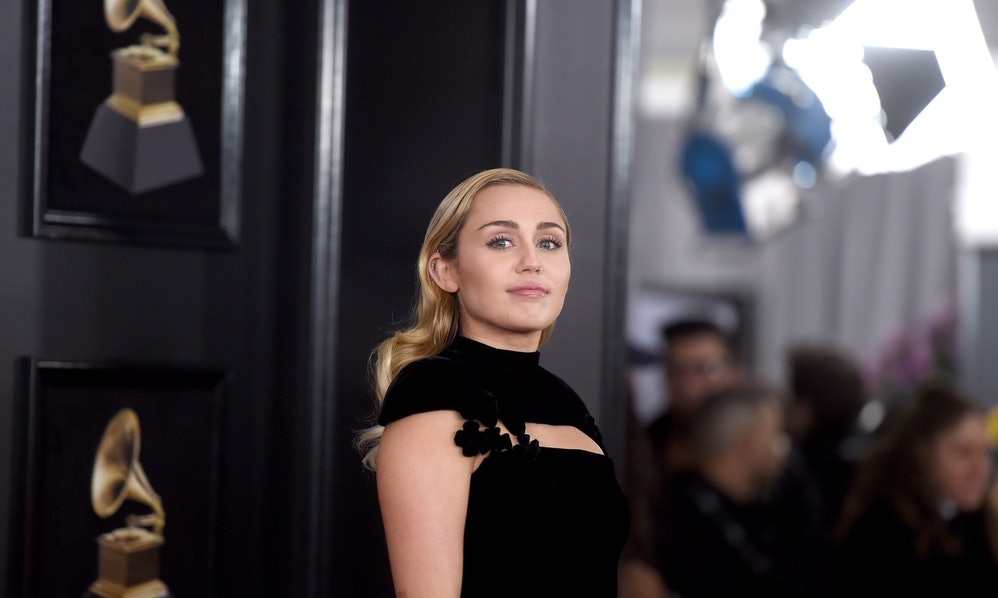 ảnh nóng của Miley Cyrus ảnh 2 anh nong cua Miley Cyrus anh 2