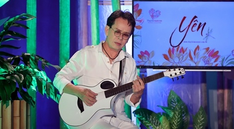 Nhac si Duc Huy chia se viec lam 'ong bo bim sua' o tuoi 70 hinh anh