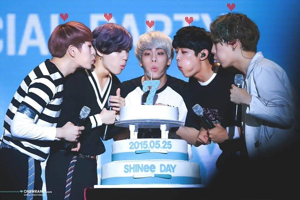 SHINee trở lại ảnh 2 SHINee tro lai anh 2