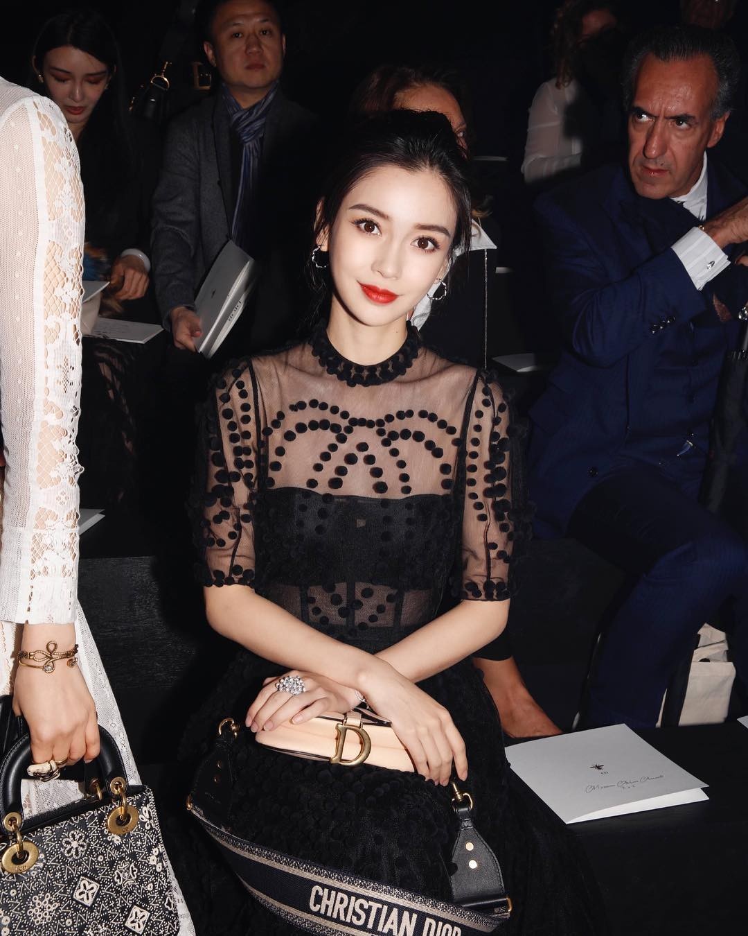 Angela Baby show dior anh 3