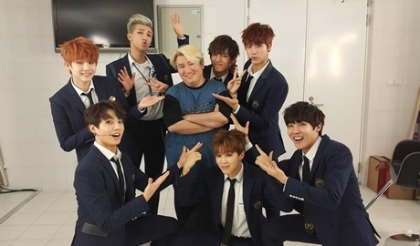 BTS ky them hop dong 7 nam voi cong ty chu quan Big Hit hinh anh