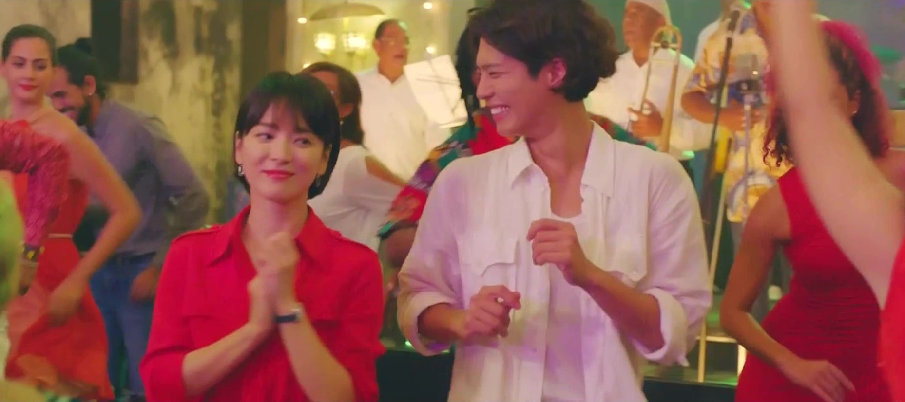 Song Hye Kyo dong cung Park Bo Gum anh 3