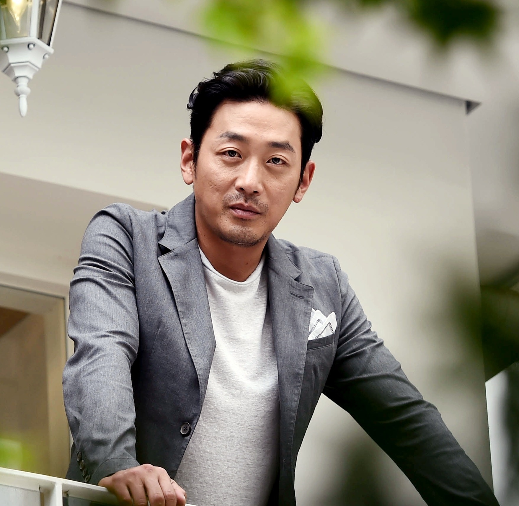 ong hoang phong ve Han Quoc anh 6