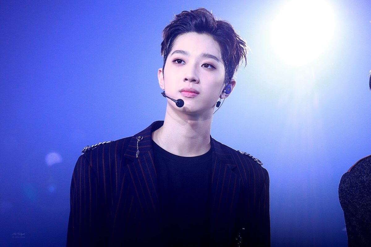 Wanna One tan ra anh 7