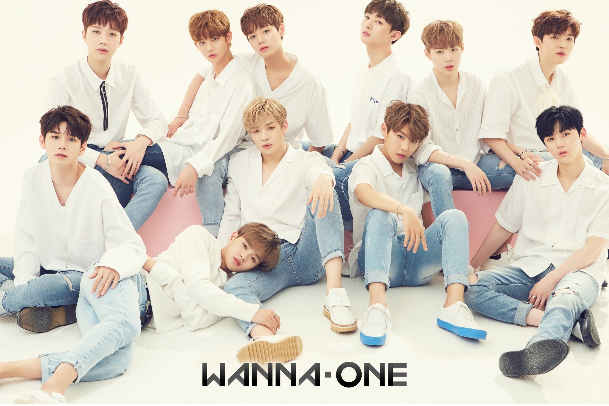 Wanna One tan ra anh 1