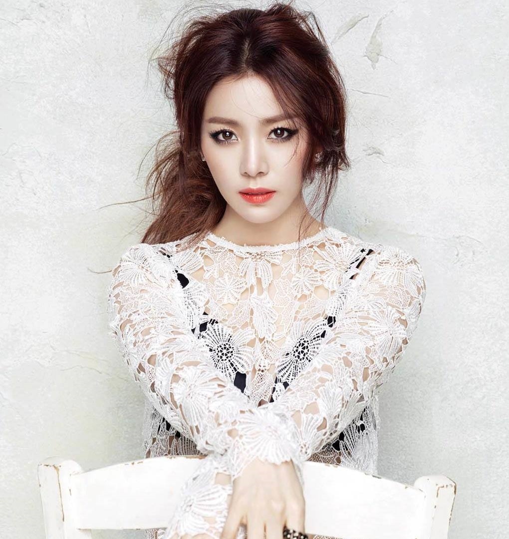 Han Ji Min tai xuat 2019 anh 7