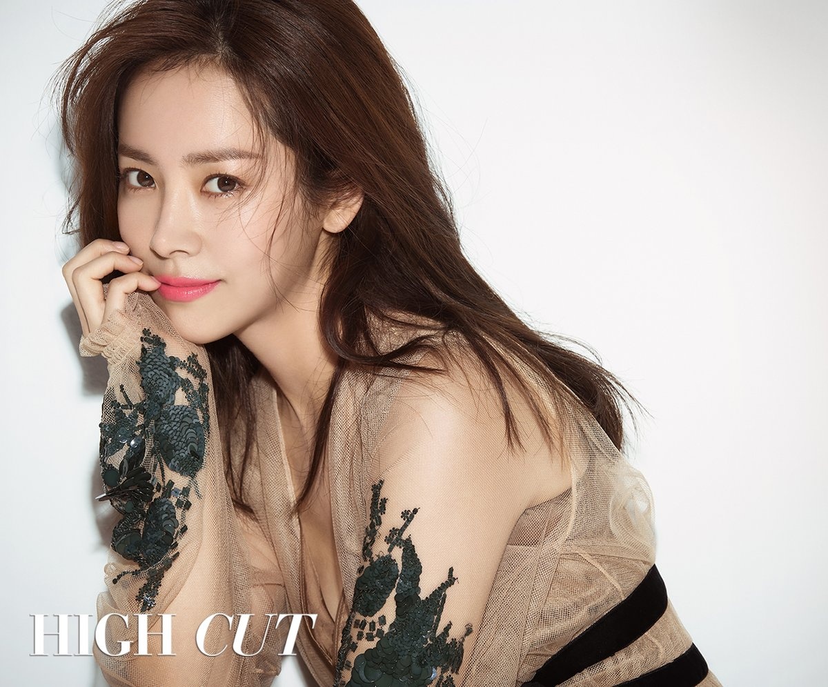 Han Ji Min tai xuat 2019 anh 4