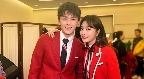 Tan Lam duoc khen nhan sac 10 nam khong gia trong chuong trinh nam moi hinh anh