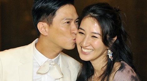 Nhung cuoc tinh 20 nam cua lang giai tri Hoa ngu hinh anh