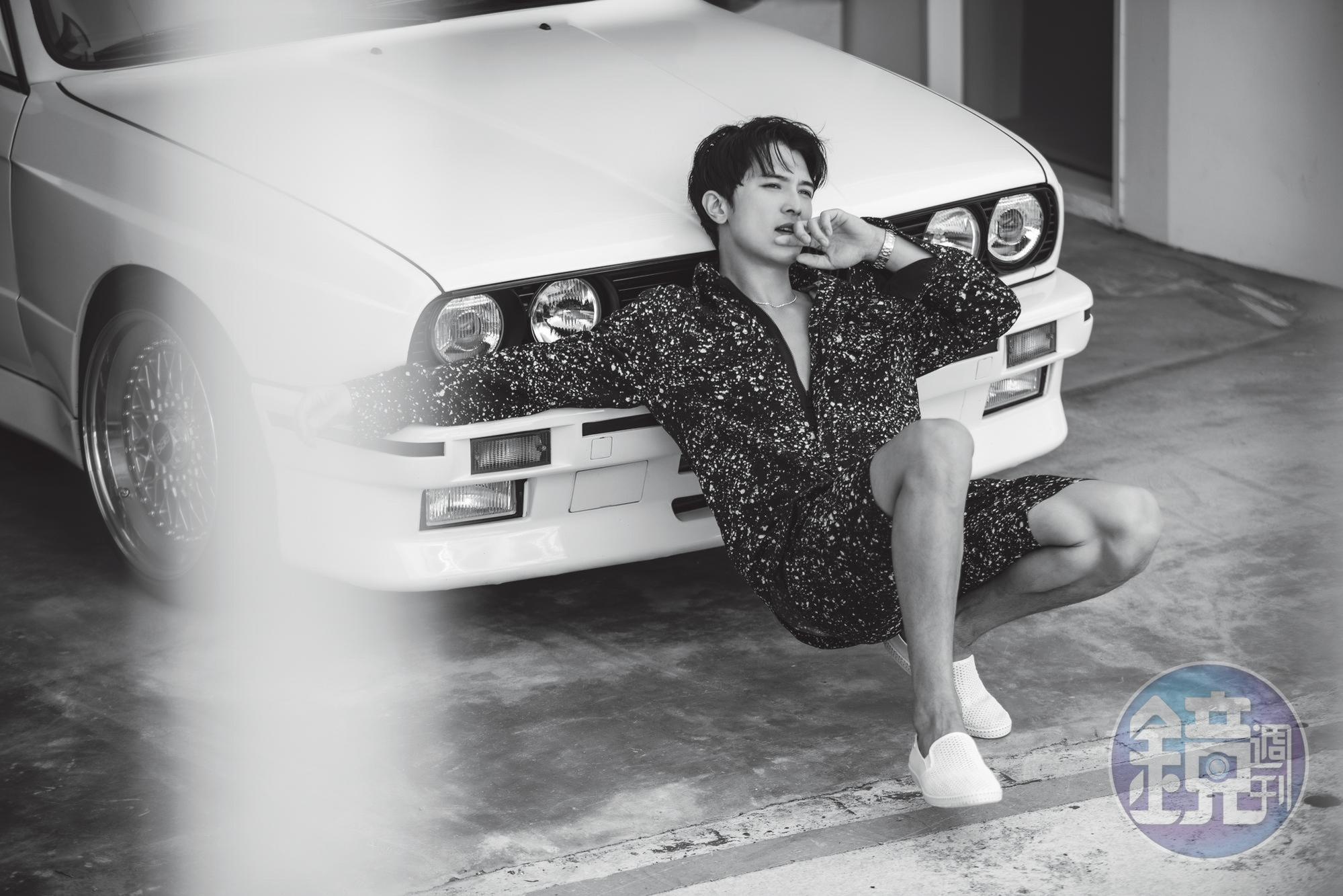 Khuu Trach Dear EX anh 8