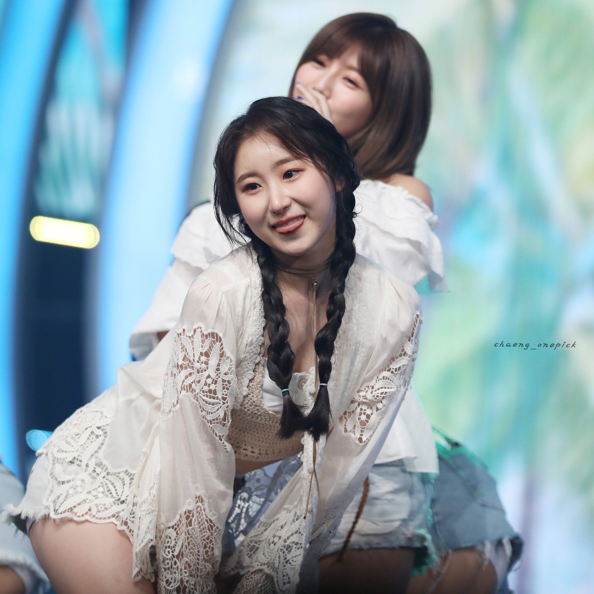 Chaeyeon va Chaeryeong anh 6