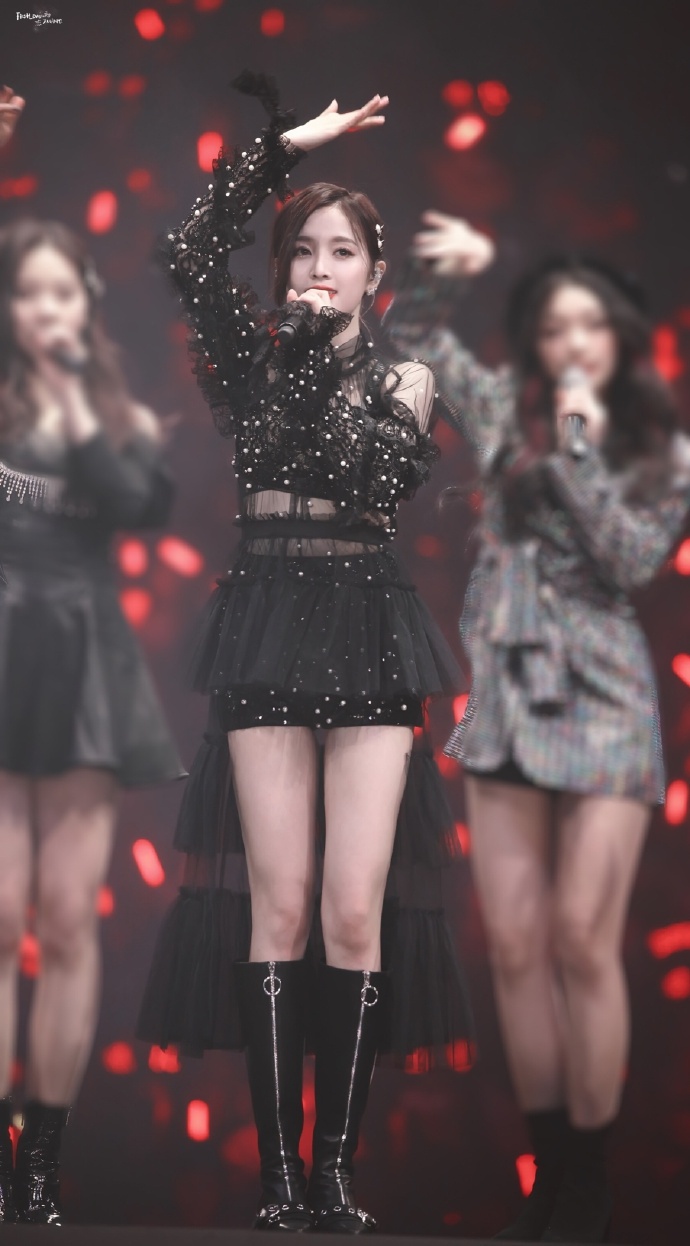 Ngo Tuyen Nghi anh 6