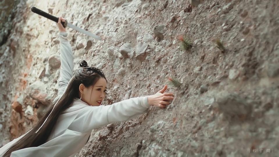 Y Thien Do Long ky 2019 anh 1