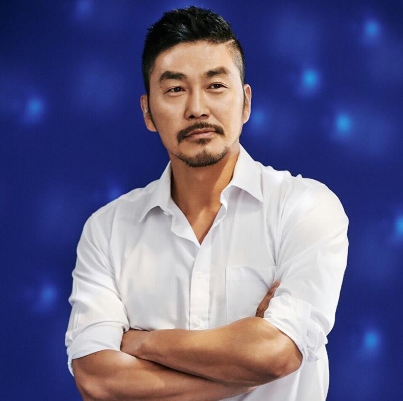 nam dien vien Han cat bo khoi u 30cm anh 2