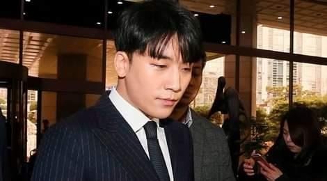 Lo tin nhan Seungri moi gioi mai dam: '10 trieu won mot co nhe!' hinh anh