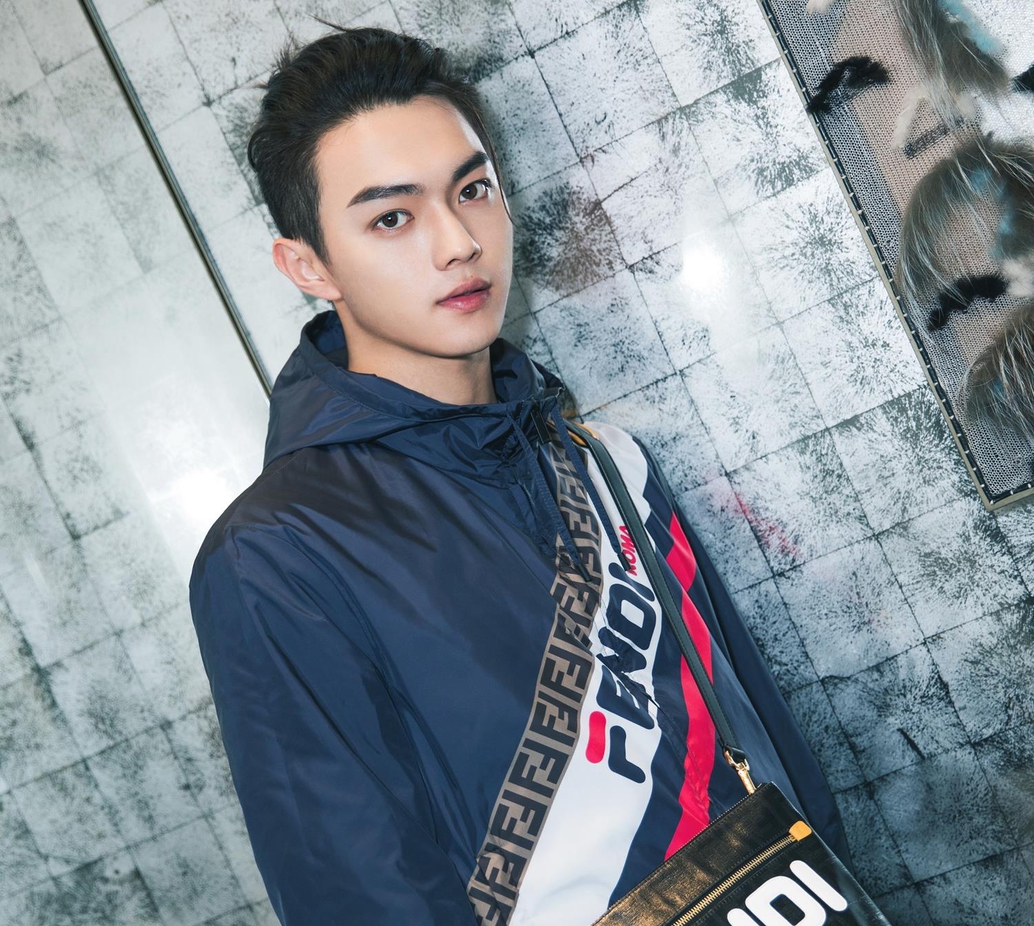 Dien Hi cong luoc anh 2