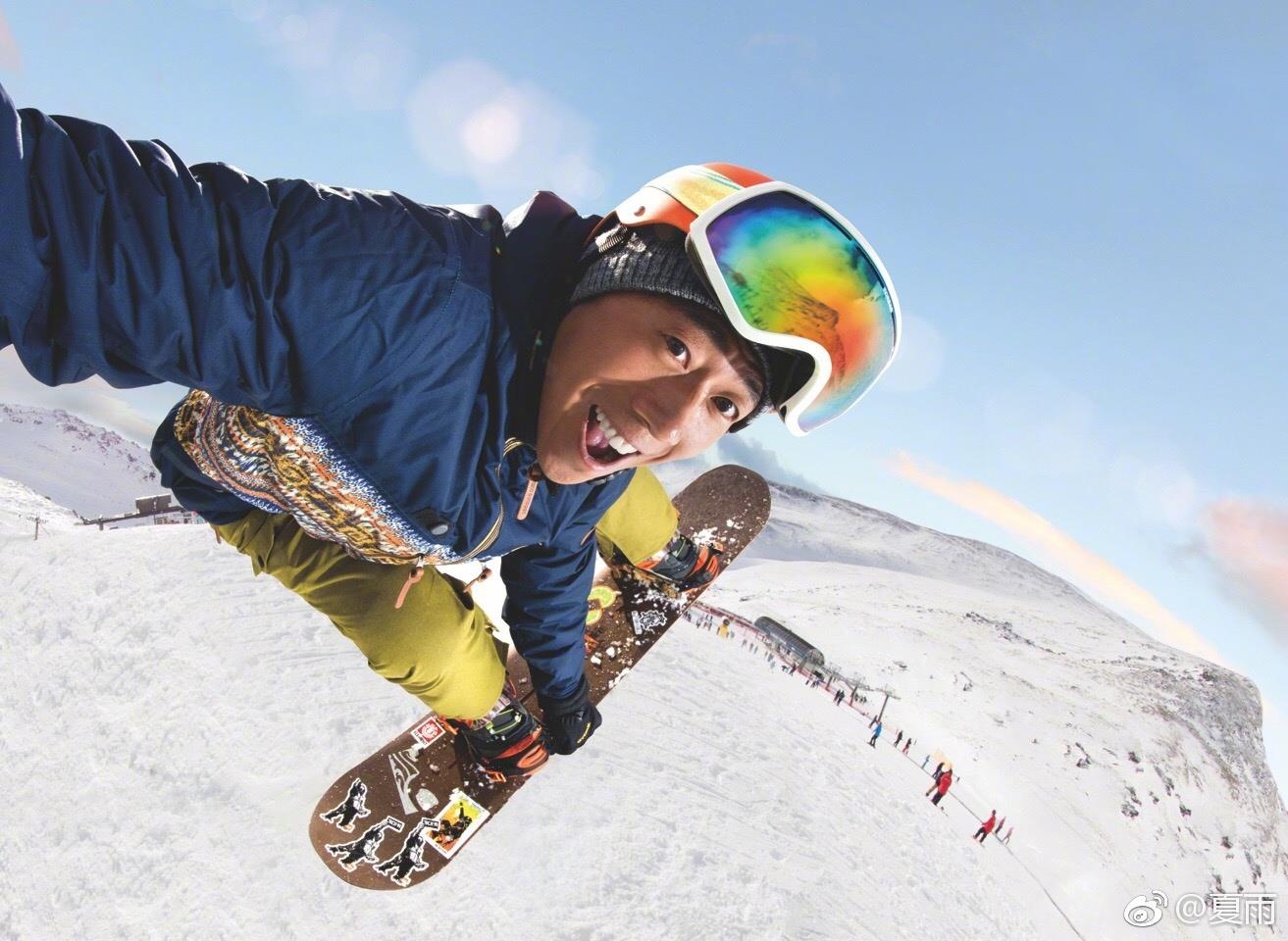 Phuc Nhi Khang di trong lua anh 9