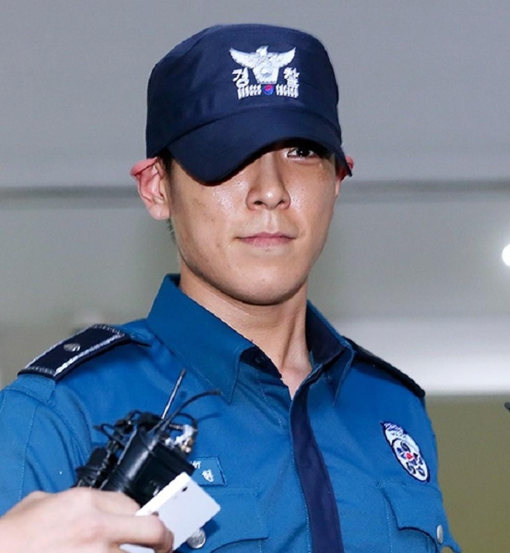 T.O.P Big Bang thuc hien nghia vu quan su anh 1