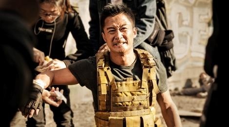 Ngo Kinh ke chuyen liet chan, khau 100 mui, suyt chet khi dong phim hinh anh