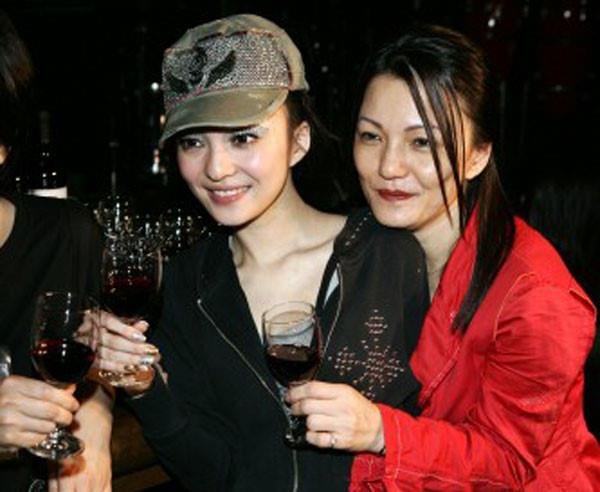 Thai Thieu Phan tu mat me anh 5