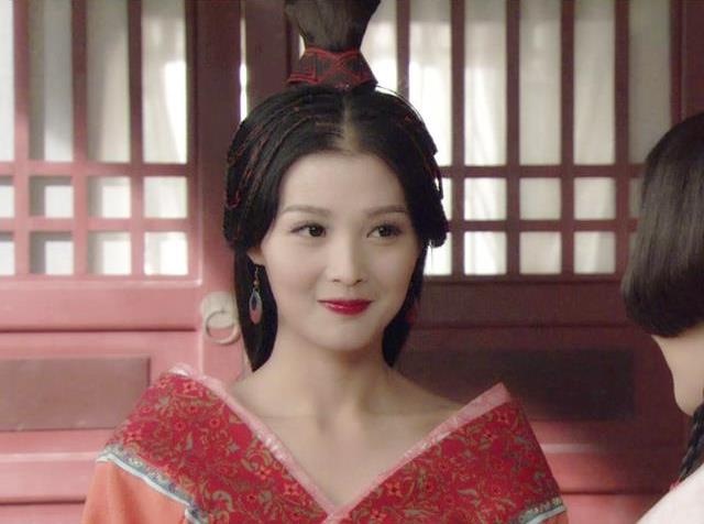 Tu dai my nhan Vuong Chieu Quan anh 8