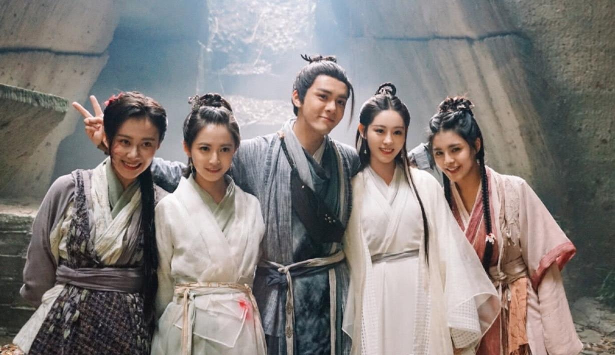 Y Thien Do Long ky 2019 anh 1