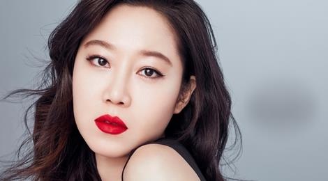 Nu hoang phim tinh cam hai Han Quoc bi dieu tra thue hinh anh